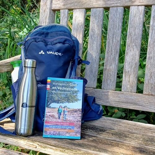 De Spiegelplasroute komt uit de wandelgids -Wandelen in Gooi en Vechtstreek- De Spiegelplasroute komt uit de wandelgids -Wandelen in Gooi en Vechtstreek-
